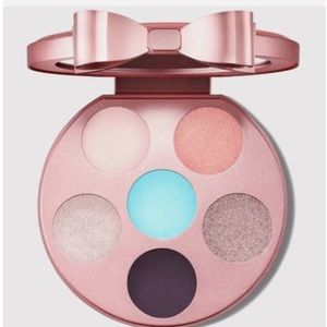 EYE LOVE PALETTE MAC